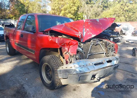 2003 Chevrolet Silverado 1500 Ls z USA, uszkodzony, nr VIN 2GCEC19T131265888